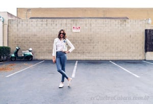 Mulher no Estacionamento